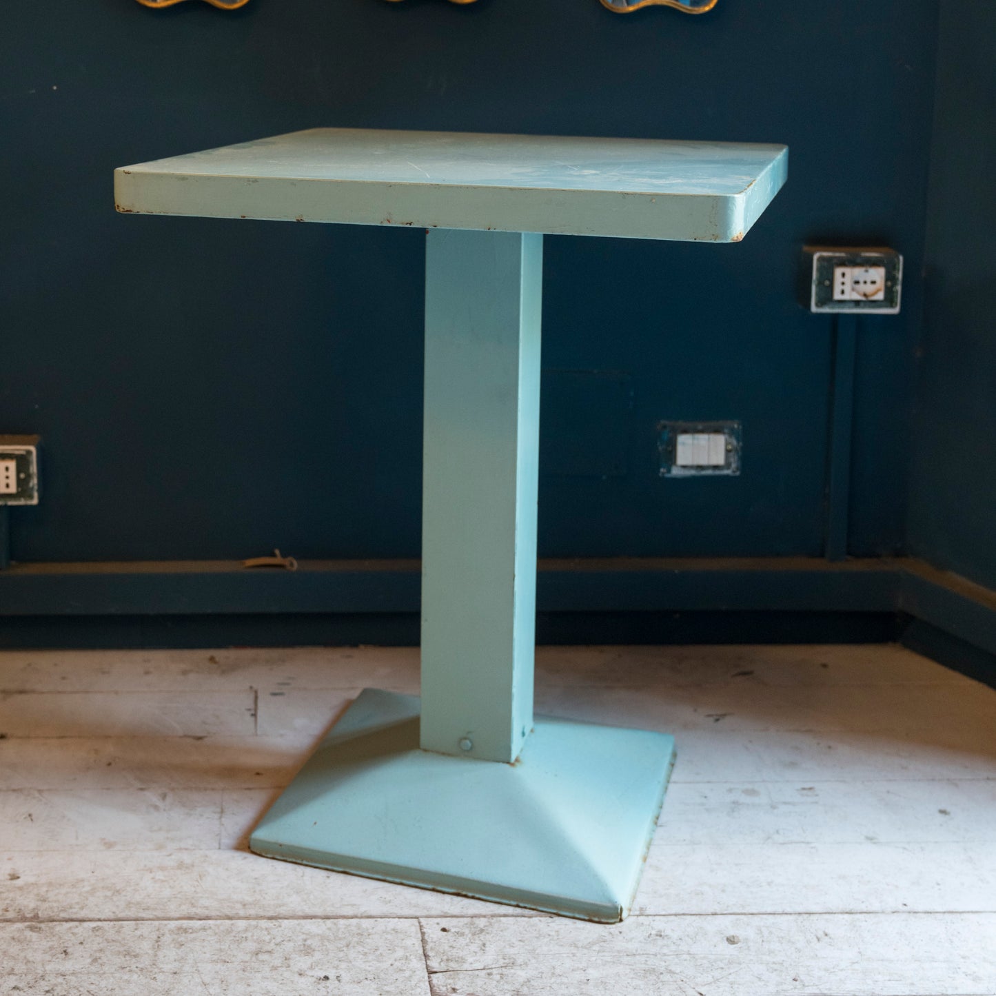 Tavolo Tolix “Kub” Industriale Vintage in Metallo – Design Francese Anni ’50