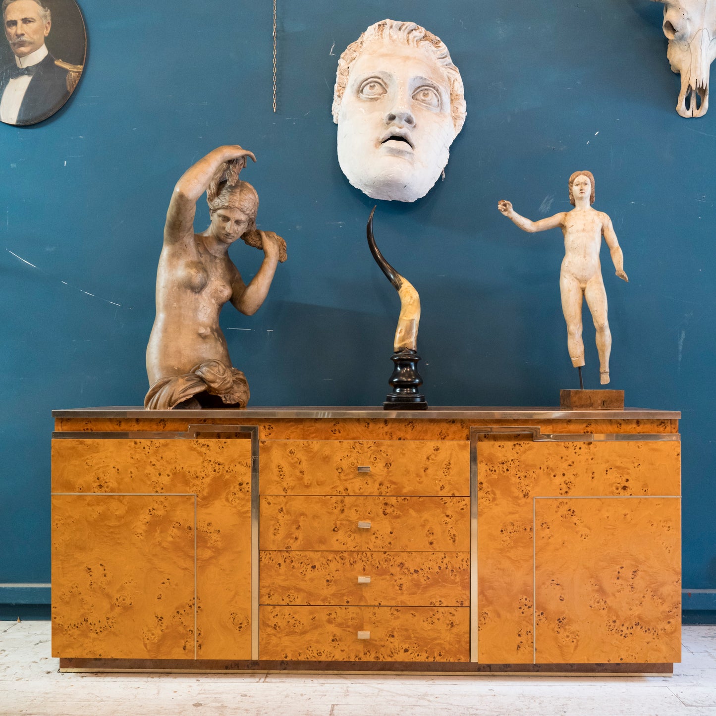 Sideboard Vintage Anni ’70 in Radica e Acciaio – Stile Willy Rizzo